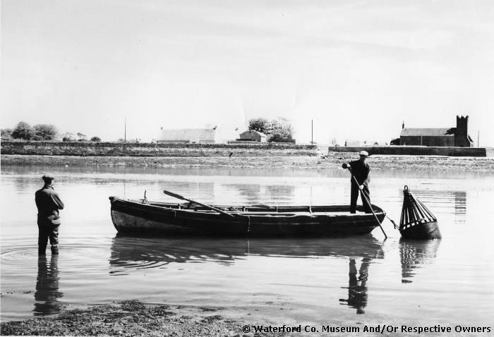 Cunnigar Ferrymen At The Lookout, Dungarvan